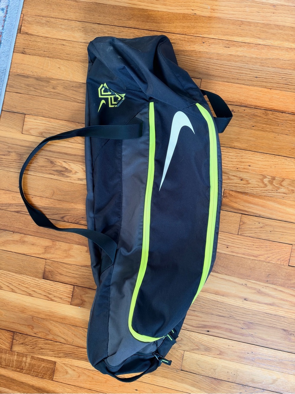 Nike baseball softball equipment bag